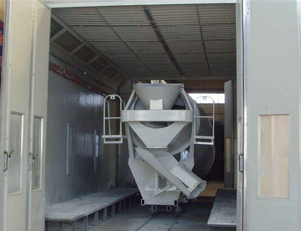 Industrial paint room